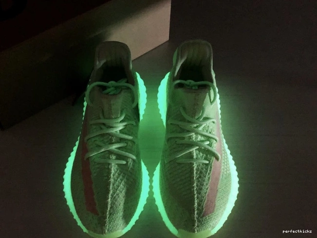 Adidas V2 Dark the in EG5293 350 Glow Boost Yeezy 0815